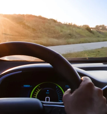 Застраховка „Гражданска отговорност“ – задължителна автомобилна застраховка, която покрива щети, нанесени на трети лица при пътни инциденти от ЛЕВ ИНС.