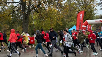 Екипът на ЛЕВ ИНС показа спортен дух на маратона Morning run в Борисовата градина