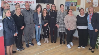 ЛЕВ ИНС и БЧК продължават да подкрепят лечението на деца, пострадали при катастрофи