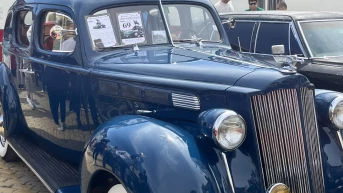 ЛЕВ ИНС подкрепи "Есенен авто ретро салон" в София