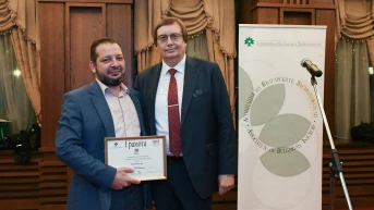 Социално-образователната кампания на ЗК „Лев Инс” АД „Пази детето в интернет” с награда от АБЗ