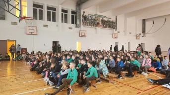 “Пази детето в интернет” предизвика интерес и в Стара Загора