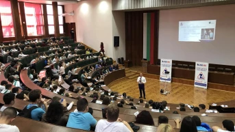 Нови над 1 200 деца с ценни съвети от Явор Колев