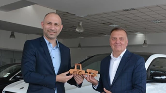 Валентин Илиев връчи наградата за най-харесвания автомобил от тестовете в конкурса TEST THE BEST 2020!