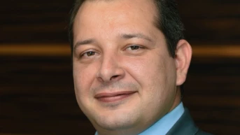 Павел Димитров коментира пред Дарик Радио дарението на Лев Инс за началните училища