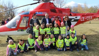 ЛЕВ ИНС стартира кампания ”S.O.S.-Спаси детето”